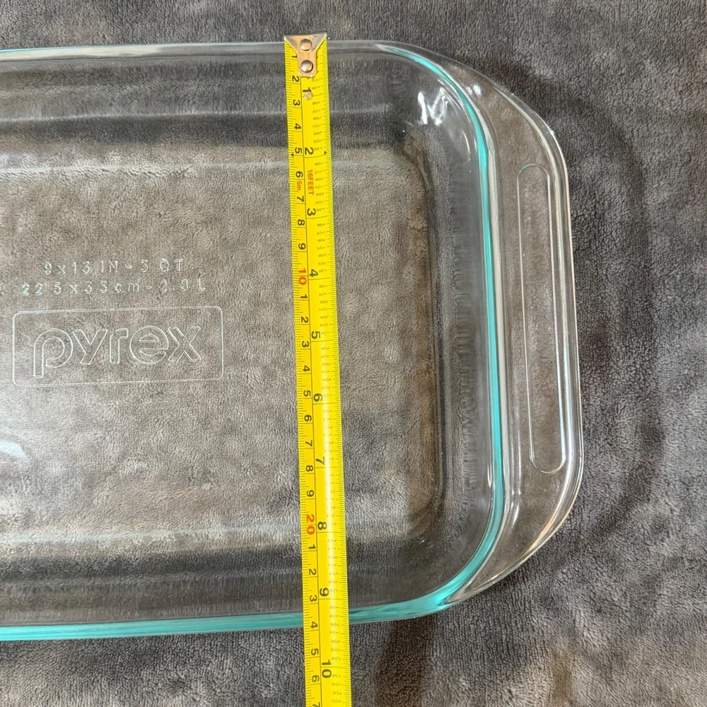 VTG‎ Pyrex 3 Quart Clear Glass Oblong Baking Dish 9x13 2233 USA Made Easy Grip